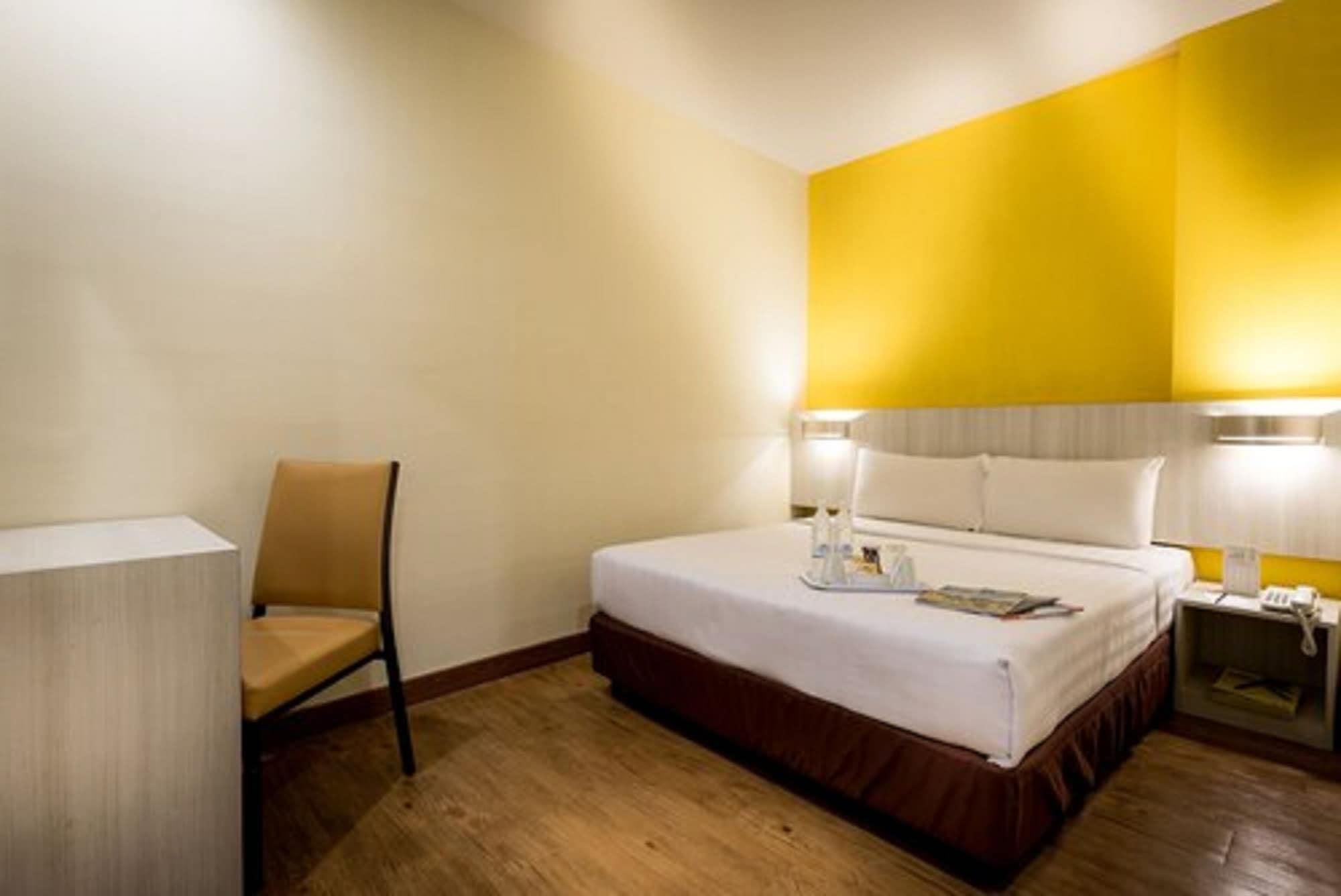 Hotel Sentral Kl @ Kl Sentral Station Куала-Лумпур Экстерьер фото