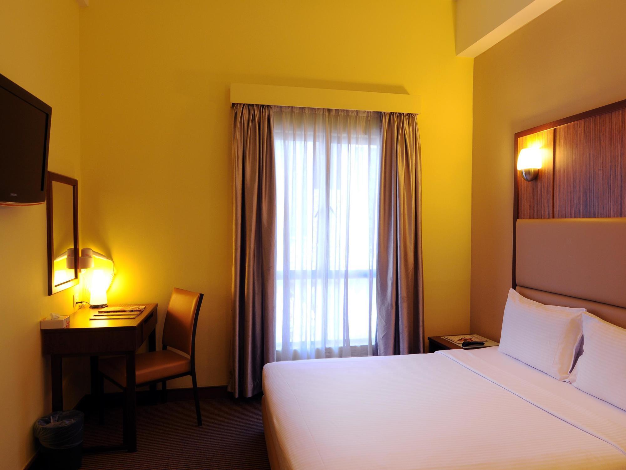 Hotel Sentral Kl @ Kl Sentral Station Куала-Лумпур Экстерьер фото